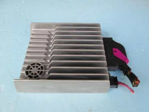 Mercedes-Benz E400 2129006226 Becker W212 Used OEM Audio Amplifier