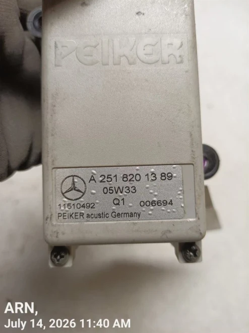 2008-2009 Mercedes-Benz R500 2518201389 R500 Used OEM Audio Amplifier