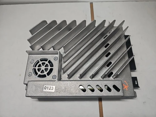 2013-2016 Mercedes-Benz GL450 1669008003 Harman Becker X166 Used OEM Audio Amplifier
