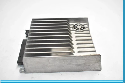 2008-2017 Mercedes-Benz C350 2118709690 Harman Becker C350 Used OEM Audio Amplifier