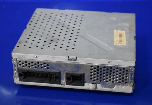 Mercedes-Benz W220 Platform 2208702889 W220 Used OEM Audio Amplifier