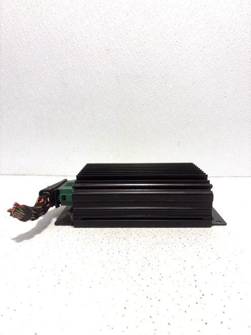 2004-2006 Mercedes-Benz S600 Bose W220 Used OEM Audio Amplifier