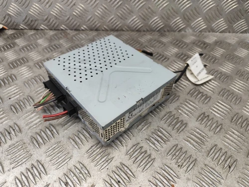 Mercedes-Benz W211 Platform 2118274642 Becker W211 Used OEM Audio Amplifier