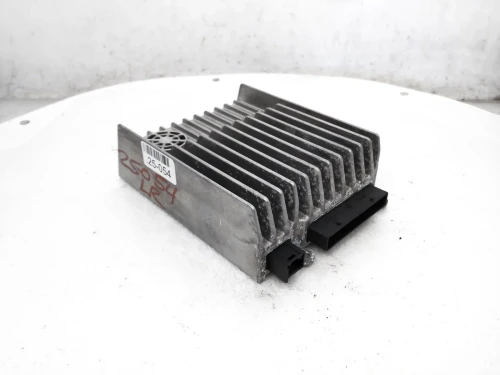 2007-2009 Mercedes-Benz E320 2118709690 Used OEM Audio Amplifier