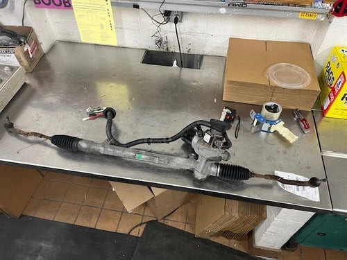 2010-2013 Suzuki Kizashi Power Steering Gear Rack And Pinion Assembly used OEM rack and pinion