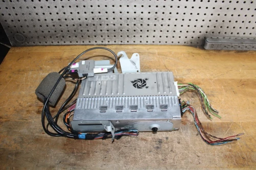 2007-2014 Mercedes-Benz S550 2218701189 Harman Becker W221 Used OEM Audio Amplifier