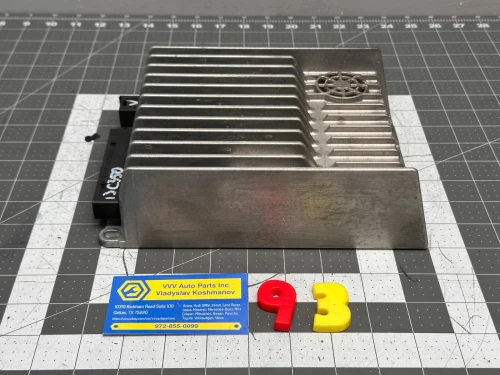 2012-2015 Mercedes-Benz W204 Platform Becker W204 Used OEM Audio Amplifier