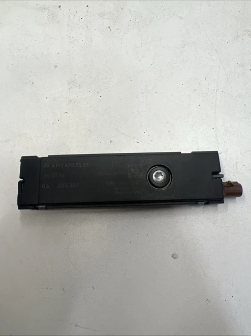 2012-2016 Mercedes-Benz SLK350 R172 Used OEM Audio Amplifier