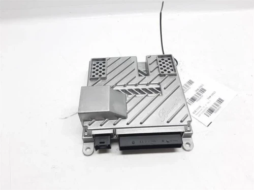 Mercedes-Benz E400 2139002610 Used OEM Audio Amplifier