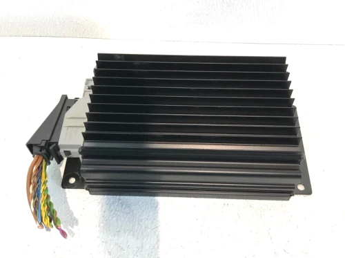 1996-1998 Mercedes-Benz E320 2108200389 Bose W210 Used OEM Audio Amplifier