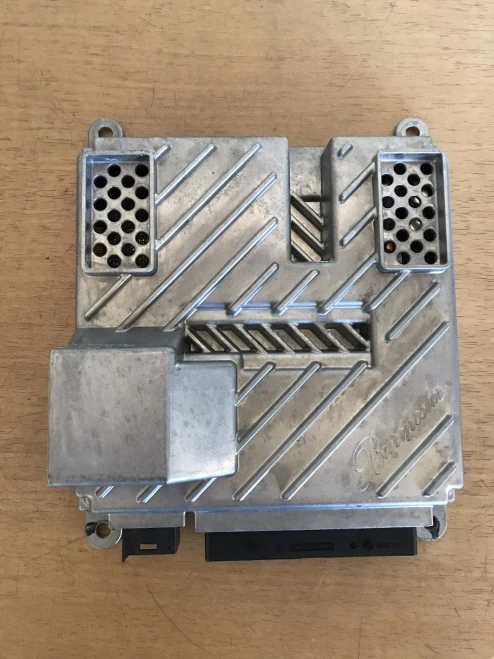 Mercedes-Benz Part Number Fitment 2139002610 Used OEM Audio Amplifier