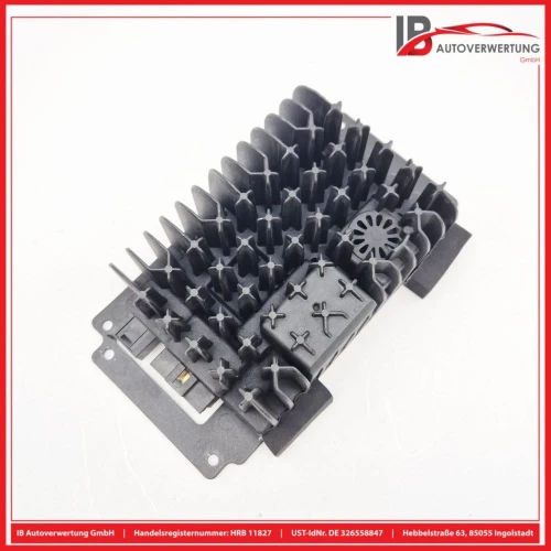 Mercedes-Benz C320 1698208089 Becker C320 Used OEM Audio Amplifier