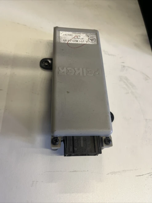 2006-2012 Mercedes-Benz Part Number Fitment 2518201389 Used OEM Audio Amplifier