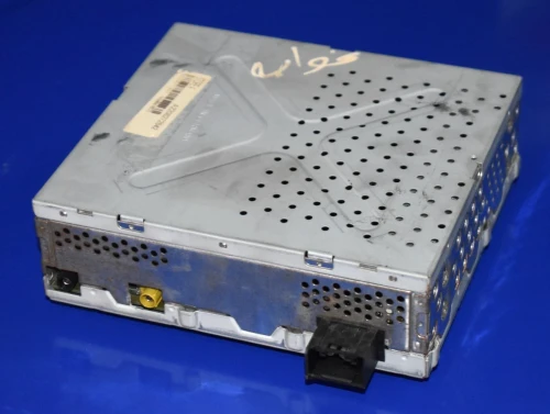 Mercedes-Benz W220 Platform 2208272842 W220 Used OEM Audio Amplifier