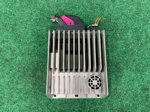 2006-2011 Mercedes-Benz W204 Platform Harman Becker W204 Used OEM Audio Amplifier