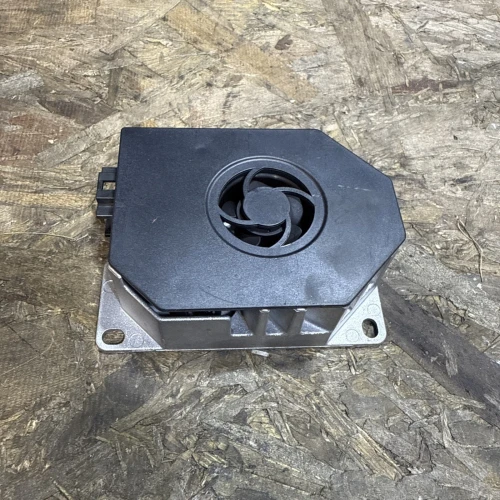 Mercedes-Benz CLS63 Harman Becker W219 Used OEM Audio Amplifier