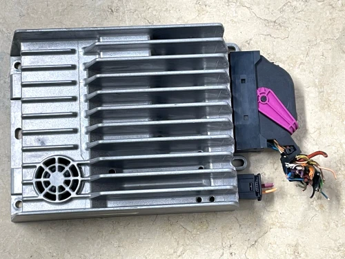 2011-2013 Mercedes-Benz C350 2129007108 C300 Used OEM Audio Amplifier