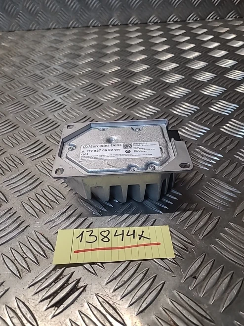2018 Mercedes-Benz Part Number Fitment 1778270600 Used OEM Audio Amplifier