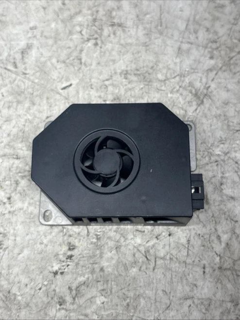 2011 Mercedes-Benz E350 Harman Becker W212 Used OEM Audio Amplifier