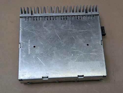2003-2008 Mercedes-Benz E320 2118272142 W211 Used OEM Audio Amplifier