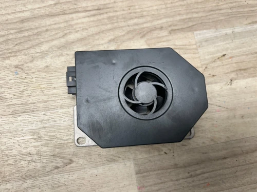 2010-2016 Mercedes-Benz E550 Used OEM Audio Amplifier
