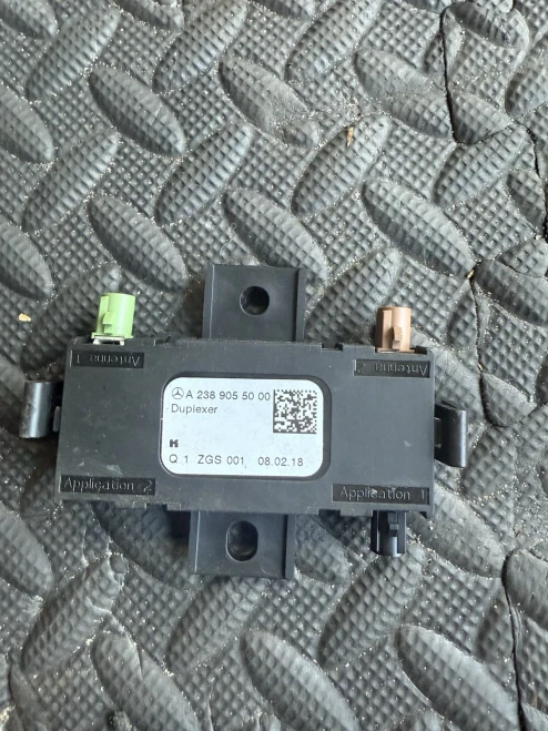 Mercedes-Benz W222 Platform 2389055000 W222 Used OEM Audio Amplifier