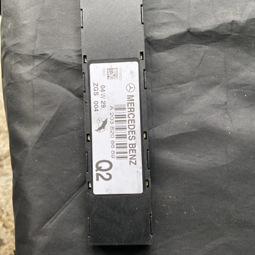 2004-2006 Mercedes-Benz W203 Platform W203 Used OEM Audio Amplifier