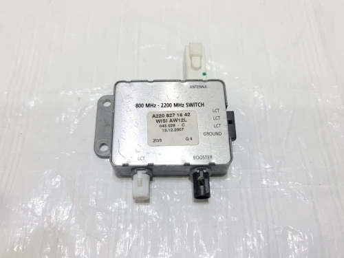 2008-2014 Mercedes-Benz C350 2208271842 C350 Used OEM Audio Amplifier