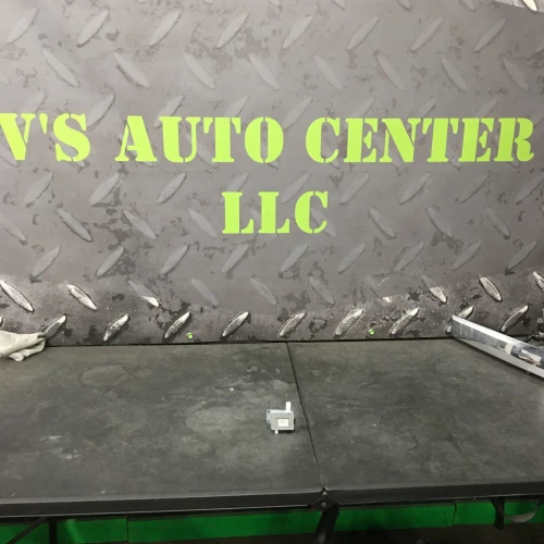 Mercedes-Benz E550 Used OEM Audio Amplifier