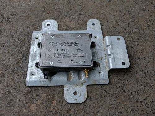 Mercedes-Benz W251 Platform 2118200885 W251 Used OEM Audio Amplifier