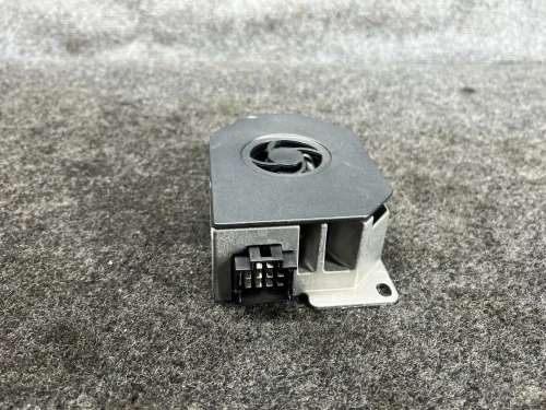 Mercedes-Benz GLK350 Harman Becker W218 Used OEM Audio Amplifier