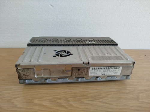 Mercedes-Benz W221 Platform 2218208789 2218701889 W221 Used OEM Audio Amplifier