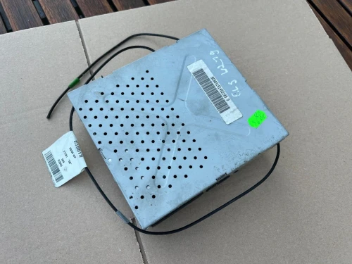 Mercedes-Benz C219 Platform 2118702489 Becker C219 Used OEM Audio Amplifier
