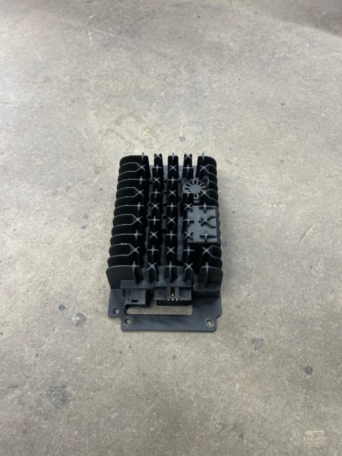 2007 Mercedes-Benz C280 1698208089 Harman Becker C280 Used OEM Audio Amplifier