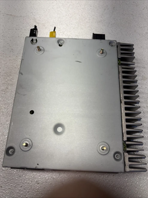 2003-2008 Mercedes-Benz CLS550 2118272142 Becker W219 Used OEM Audio Amplifier