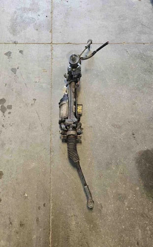 2005-2006 Volkswagen Jetta Steering Gear Rack and Pinion Assembly Oem used OEM rack and pinion
