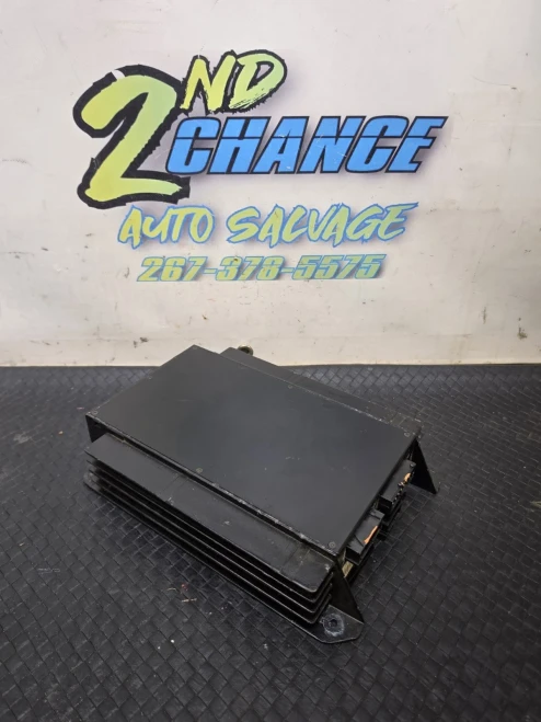 1999-2000 BMW 740i 8386281 E38/E39 Used OEM Audio Amplifier