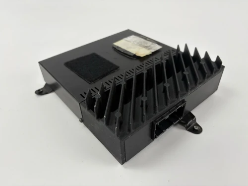 1999-2001 BMW 328i 8368230 HiFi E46 Used OEM Audio Amplifier