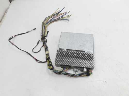 BMW E36 Platform 8400705 E36 Used OEM Audio Amplifier