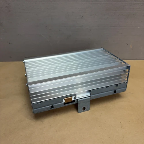 2012-2016 BMW 528i Harman Becker F10 Used OEM Audio Amplifier