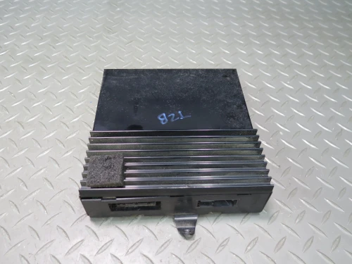 1995-1999 BMW E36 Platform 8360693 E36 Used OEM Audio Amplifier
