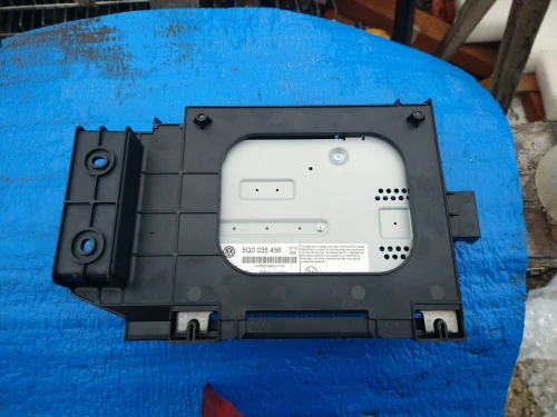 2015-2018 Volkswagen Golf Used OEM Audio Amplifier