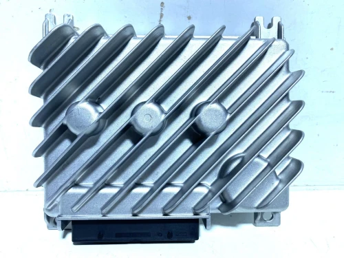 Volkswagen Passat 5H0035456 Used OEM Audio Amplifier