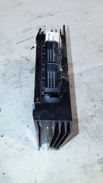 2003 Volkswagen Beetle IC0035456 Used OEM Audio Amplifier