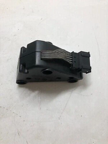 2005 Volkswagen Golf 1K0035463D Used OEM Audio Amplifier