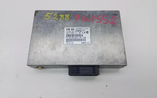 2002-2006 Volkswagen Touareg 7L6035729H Used OEM Audio Amplifier