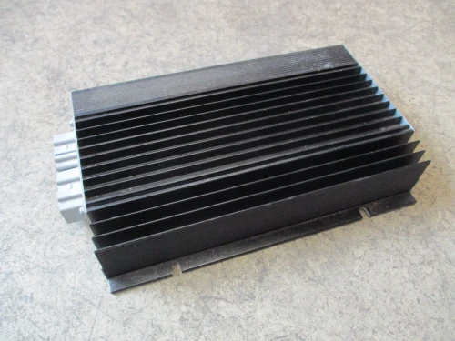 Volkswagen Passat 3C0035456F Used OEM Audio Amplifier
