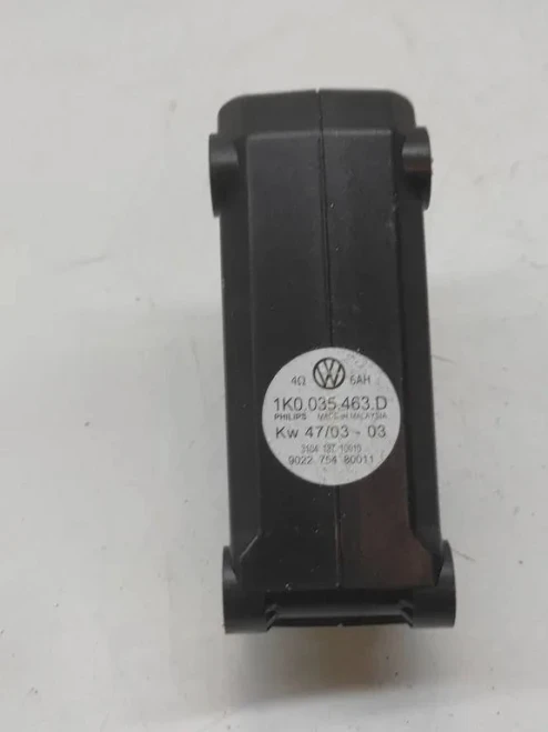 2008 Volkswagen Golf Used OEM Audio Amplifier