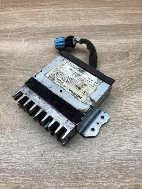 Honda 39128SWAA010M1 Used OEM Audio Amplifier