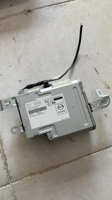 2014-2019 Mazda Mazda3 BHS366DRX Used OEM Audio Amplifier